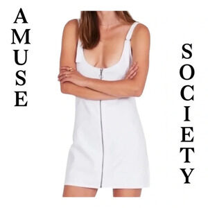 Revolve Amuse Society White zip‎ up dress 👗